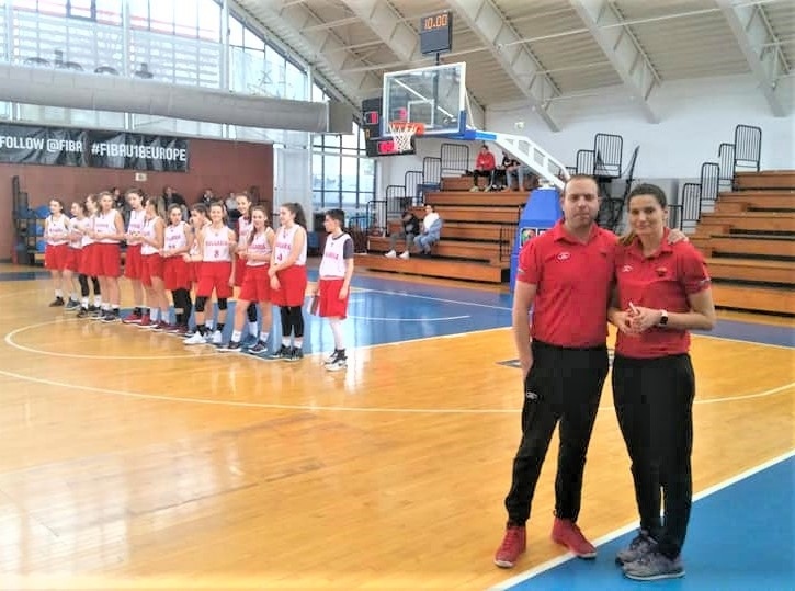 Баскетболните ни националки от U18 на лагер в Панагюрище